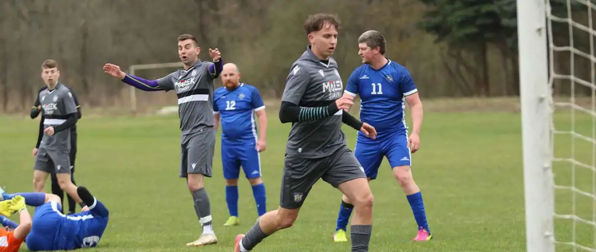 Série porážek pokračuje, Jarošov si odvezl tři body