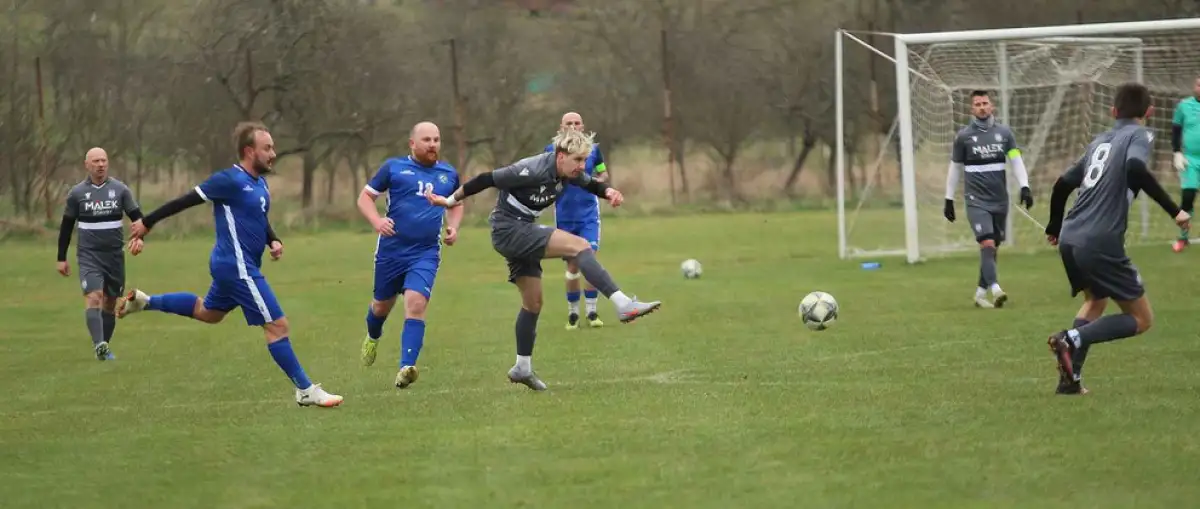 Z Ostrožské Lhoty vezeme bod