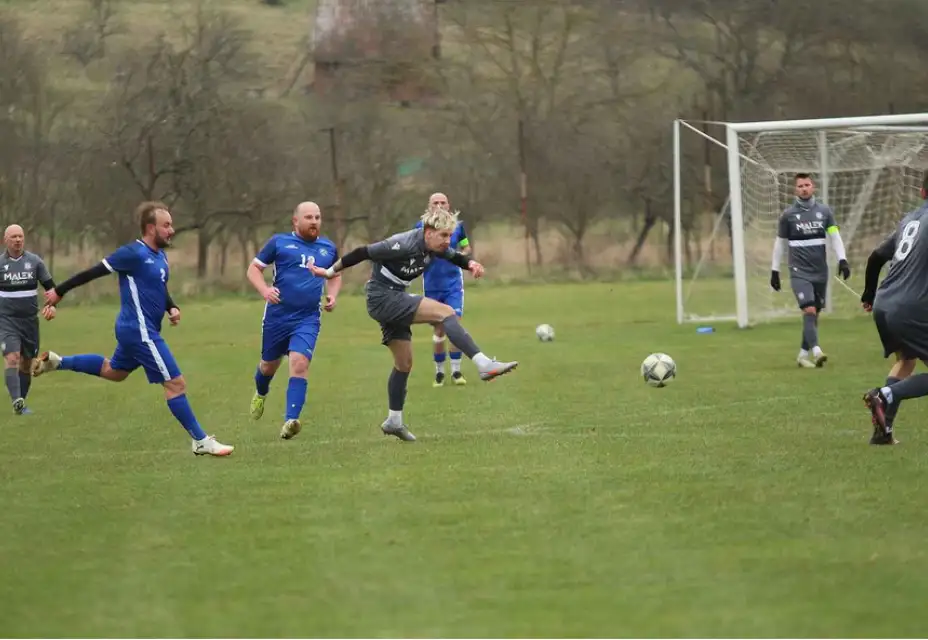 Z Ostrožské Lhoty vezeme bod